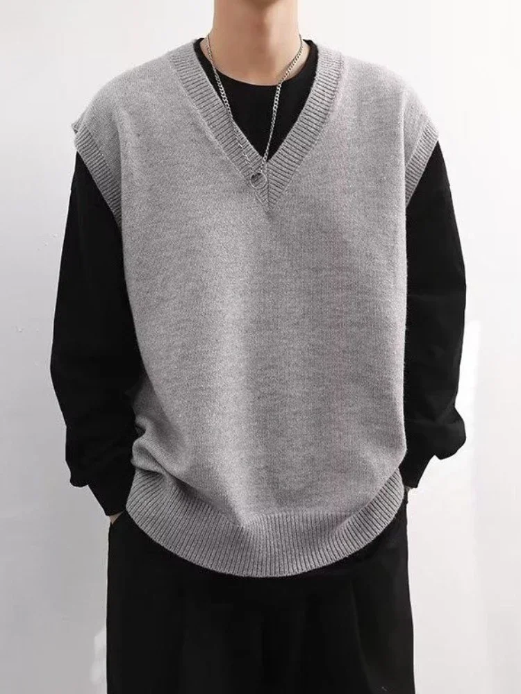 Vest Waistcoat Beige V Neck Kn - đánh giá và giá Winter Clothing Trends 2025